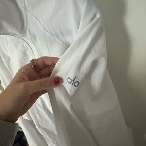 ALO Yoga White quarter zip windbreaker